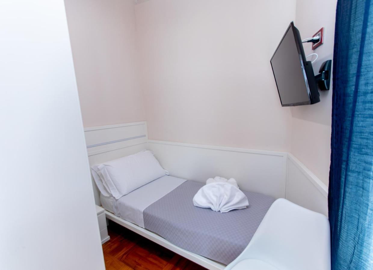 Emma 12 Hotel Róma Kültér fotó